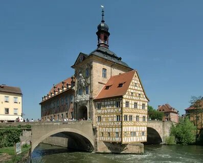 Brückenrathaus in Bamberg.jpg. 