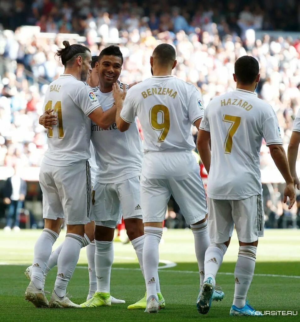 Nonton real madrid. Реал мадрид в 1920. Nonton real madrid. Real madrid rasmlari 2022. Реал мадрид (футбольный клуб).