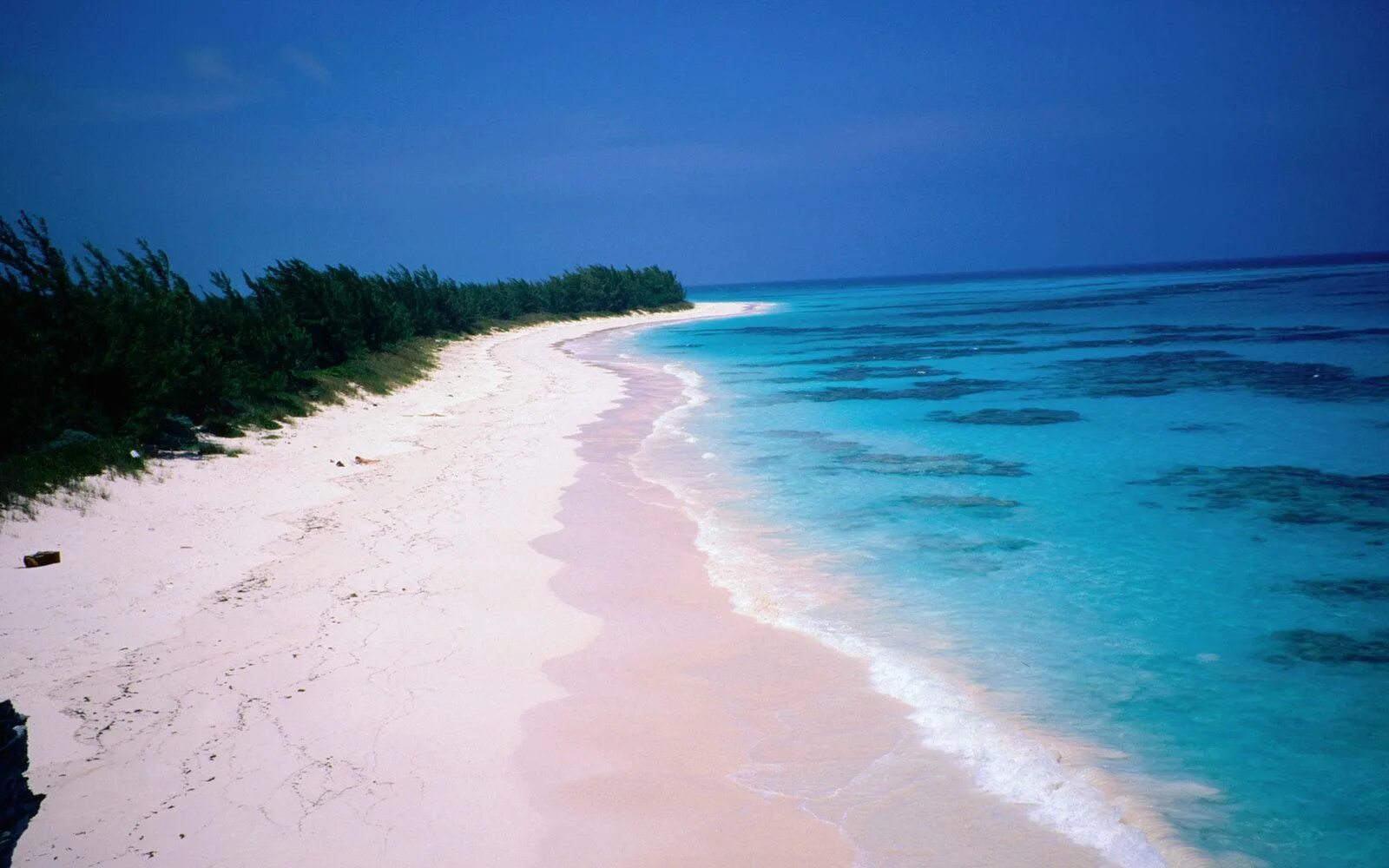 Harbor island. Пляж Пинк-Сэнд-Бич, Харбор, Багамские острова. Пляж Пинк Сэндс Бич Багамские острова. Розовый пляж Пинк Сэндс Бич, Багамские острова. Харбор Багамы розовый пляж.