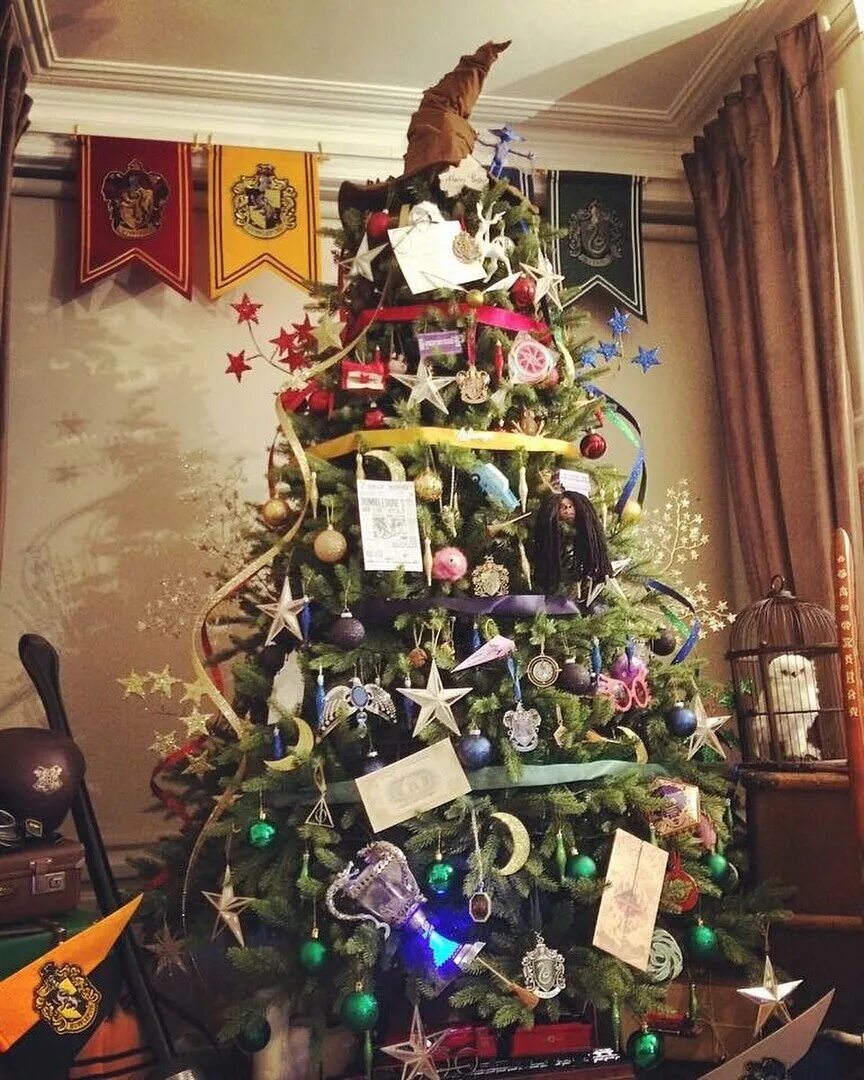 Youtuber Parent Scenarios x Reader Enfeites de natal harry potter, Natal do harr