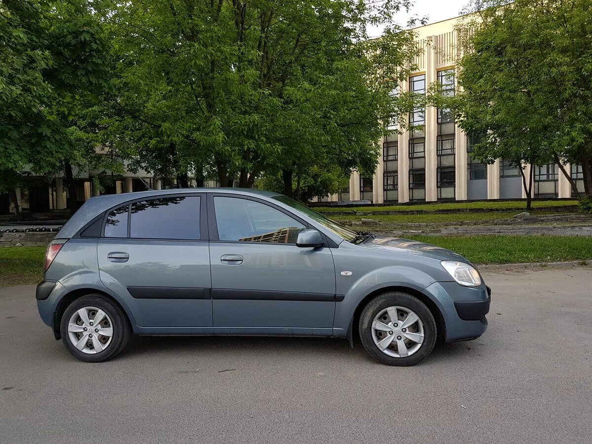 Kia Rio 2009. Kia Rio II хэтчбек 2009. Kia Rio 2009 хэтчбек. Kia Rio II хэтчбек 2006.