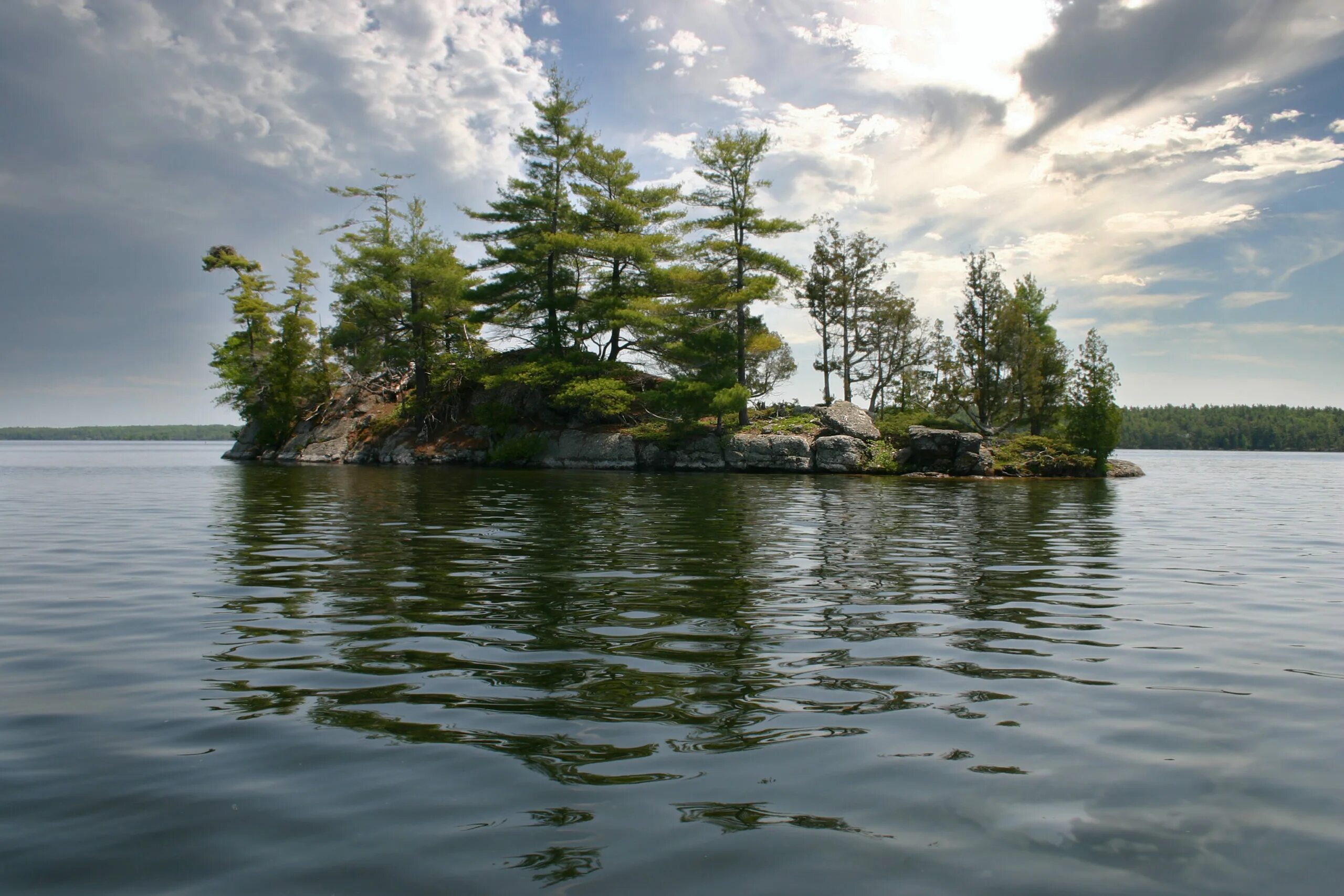 Озеро на берегу которого расположены. Озеро Онтарио Канада. Озеро Онтарио США. Пров Онтарио озеро Онтарио. Озеро озеро Онтарио.