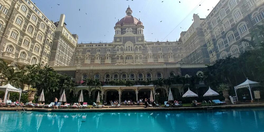 Отель мумбаи похожие. Отель Тадж Махал. Отель Тадж Махал теракт. Отель Тадж Махал в Мумбаи. Отели сети Тадж.