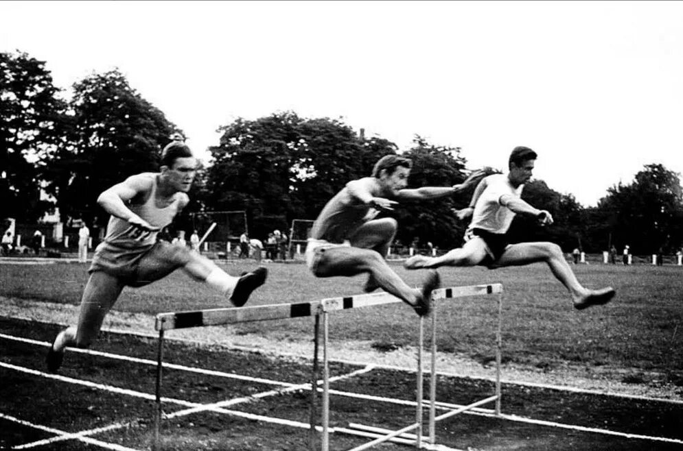 Спорт в СССР. Советские спортсмены. Спорт 1950. Советский спорт 1950.