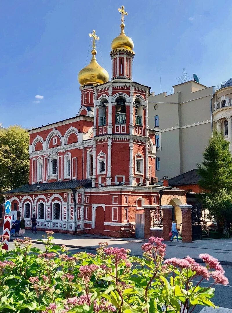 St basil's cathedral москва. Знаменский монастырь москва варварка. Хрхрам христа спасителя. Храмы города москва. Хрхрам христа спасителя.