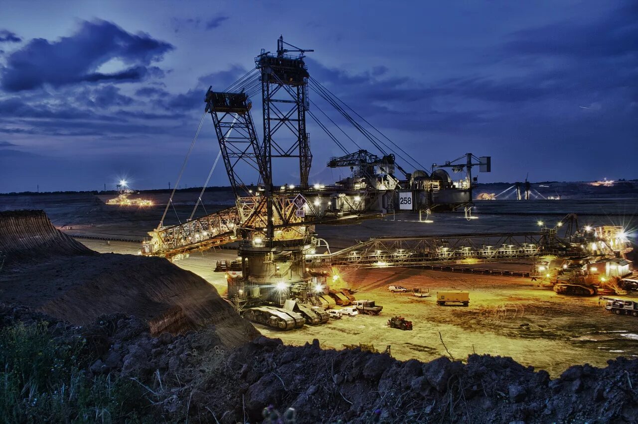 Отрасль добычи угля. Горнодобывающая промышленность Австралии. Угольная и горнодобывающая промышленность. Добыча полезных ископаемых. Горнорудная промышленность.