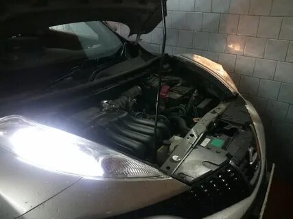 Замена ламп ближнего ниссан жук