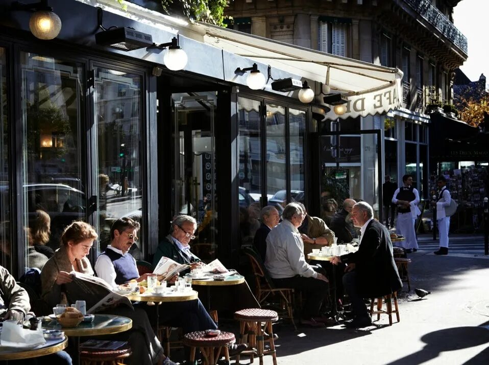 Кафе de Flore Париж. Париж кафе де Магог. Кафе де Флор кафе в Париже. Кафе де париж