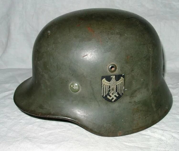 Купить германию 2. Каска m35 Вермахт. M35 шлем. Швейцарская каска м1948. Шлем немецкий м35 Польша.