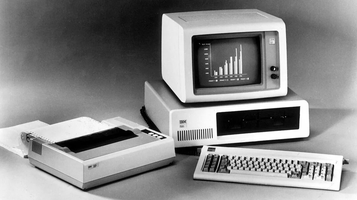 4 поколение купить. IBM 5150. Первая модель персонального компьютера IBM 5150. IBM компьютер 1981. IBM PC (1981 год).