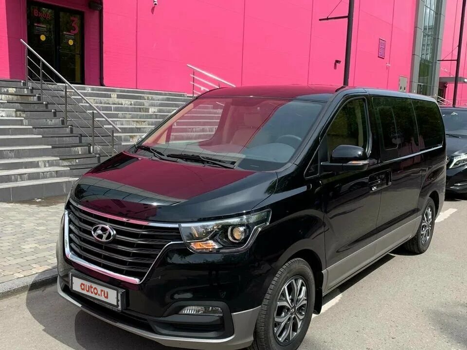 Hyundai h1 черный. Hyundai h1 2018. Минивэн Hyundai h1. Hyundai h-1 II Рестайлинг. Хендай н1 новый купить