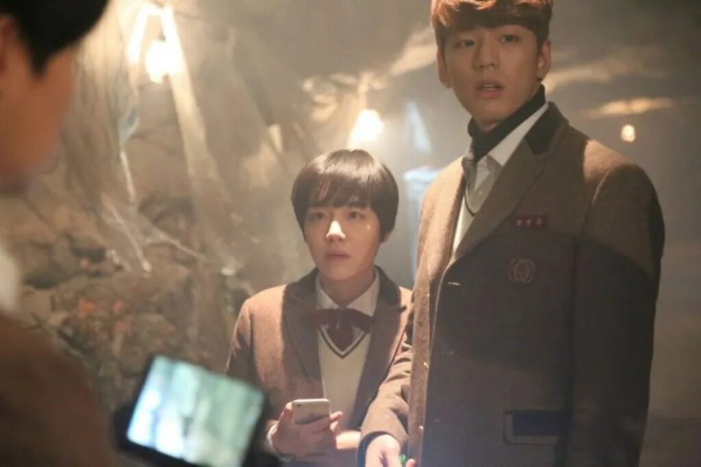 Шепот 2018. Шепот дорама 2018.