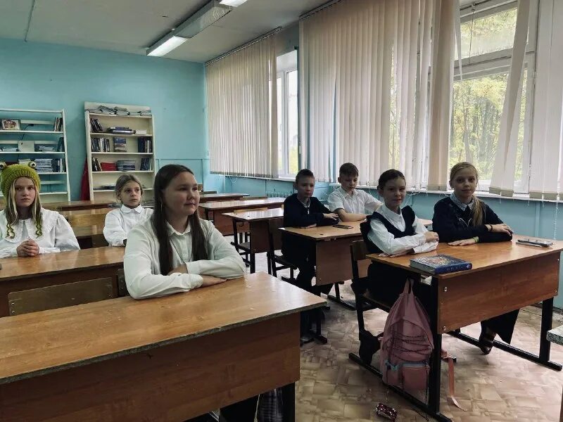 школа 6 семей. брест 35 школа выпуск 2017. школа 7 мончегорск. тридцать седьмая школа. беседы в школе с 11 классами.