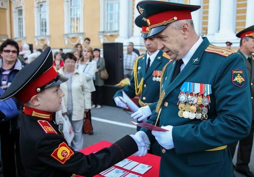 Про сву. СПБ СВУ Санкт-Петербургское Суворовское. Суворовцы СПБ СВУ. Суворовское училище в Ленинграде. Кадетка СПБ СВУ.