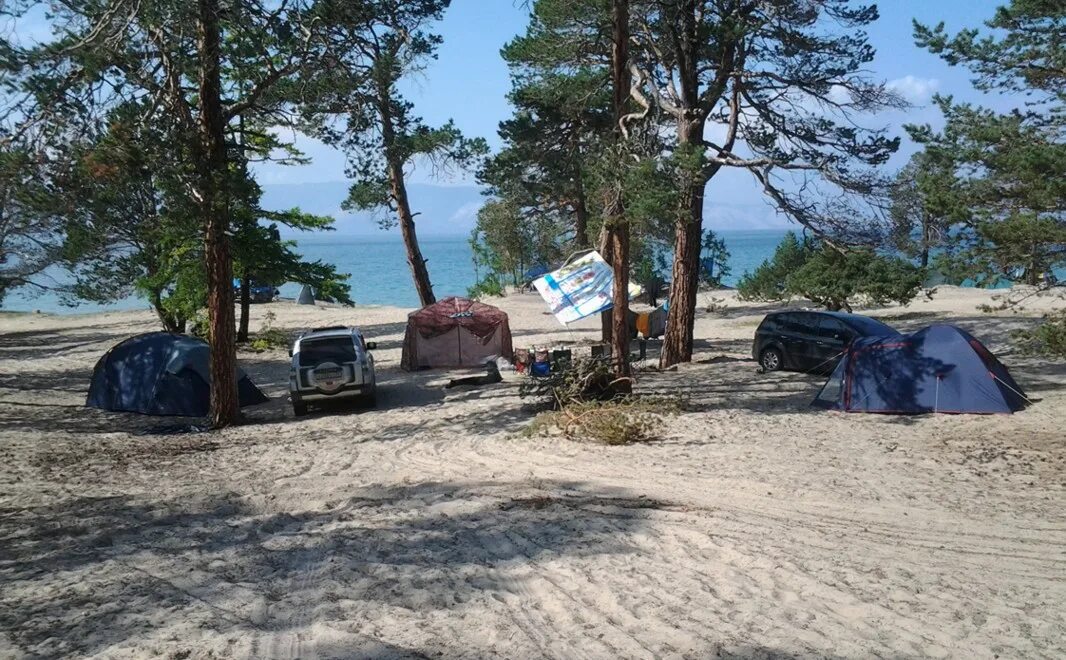 Энхалук байкал палаточный лагерь. Байкал дикарями. Лагерь малое море ольхон. Автокемпинг на байкале. Байкал дикарями.