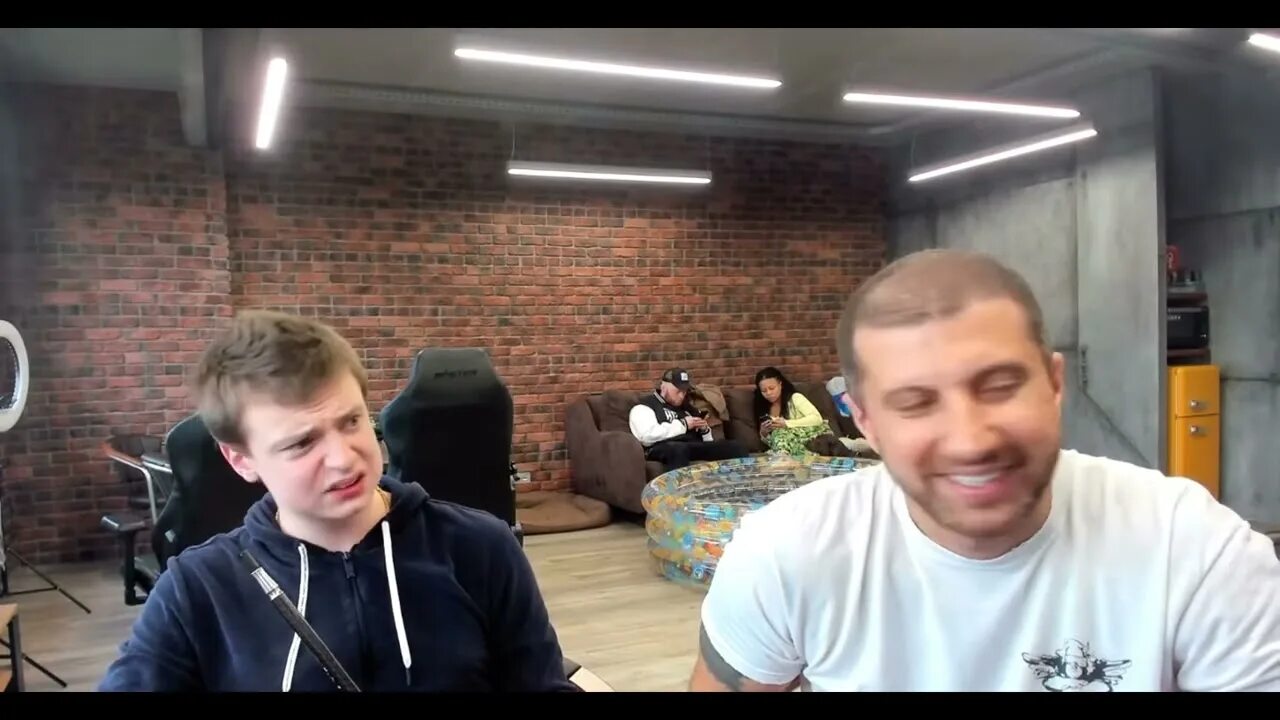 Про макс групп