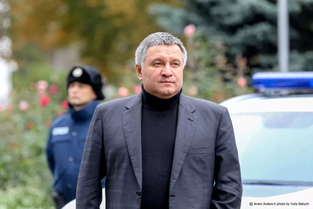 Где сейчас аваков на сегодня. Александр аваков. аваков арсен борисович в молодости. денисова аваков. арсен аваков молодой.