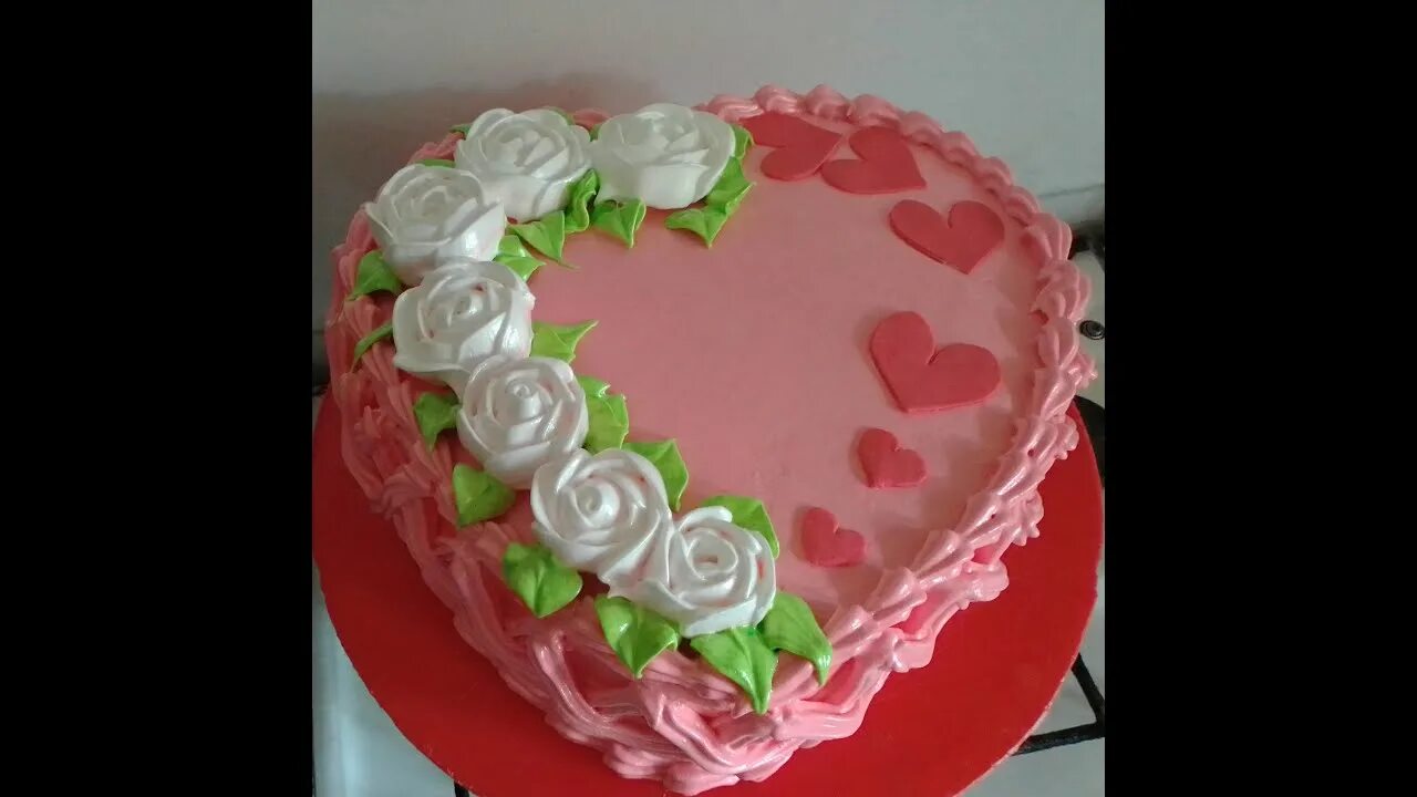 cupcake decorating supplies #cakemaker Decoração de bolo, Bolo chantily, Bolo re
