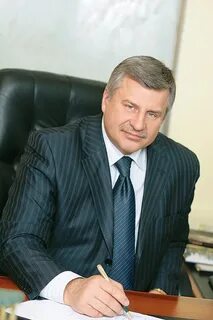Глава управления делами