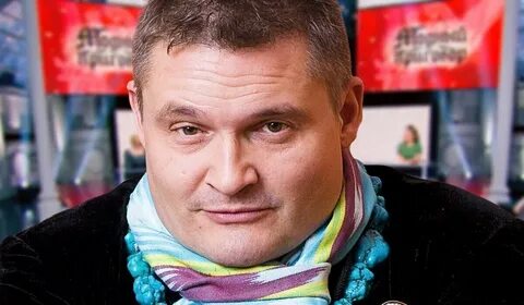 Ведущий программы основа