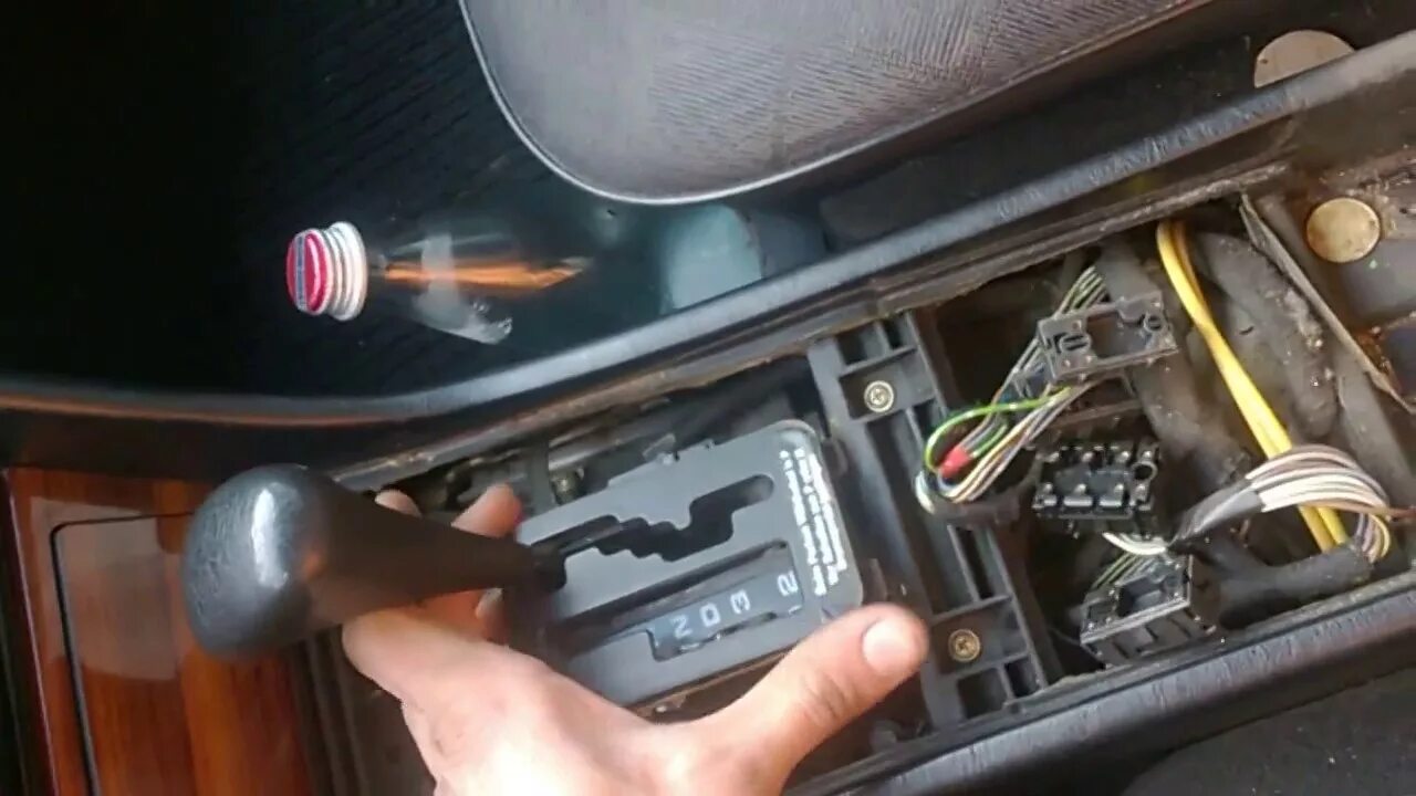 Замена лампочки подсветки АКПП - Honda Civic 4D (8G), 1,8 л, 2011 года электрони