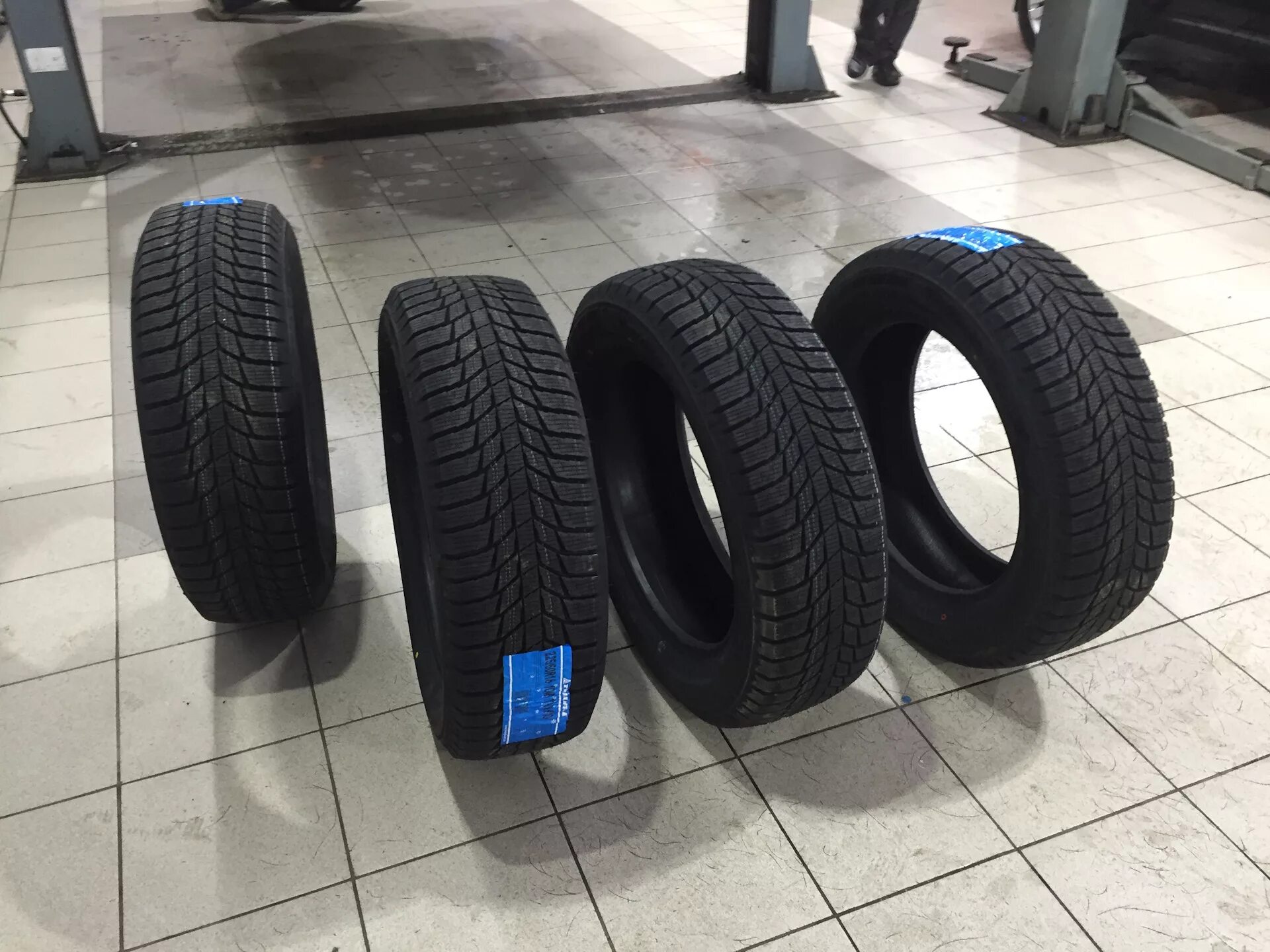 Triangle 225/60 r18. Триангл 225/60/18. Geely Coolray 225 60 18. 225/60 R18 зима. 225 55 r18 купить спб