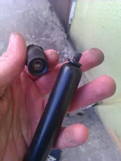 Ремонт газовых упоров багажника
