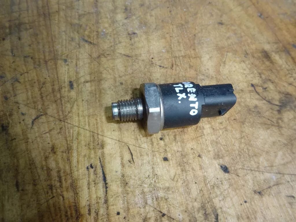 Датчик масла d4cb датчик давления. Датчик давления масла соренто. Датчик давления масла соренто. Датчик давления масла соренто. 5.