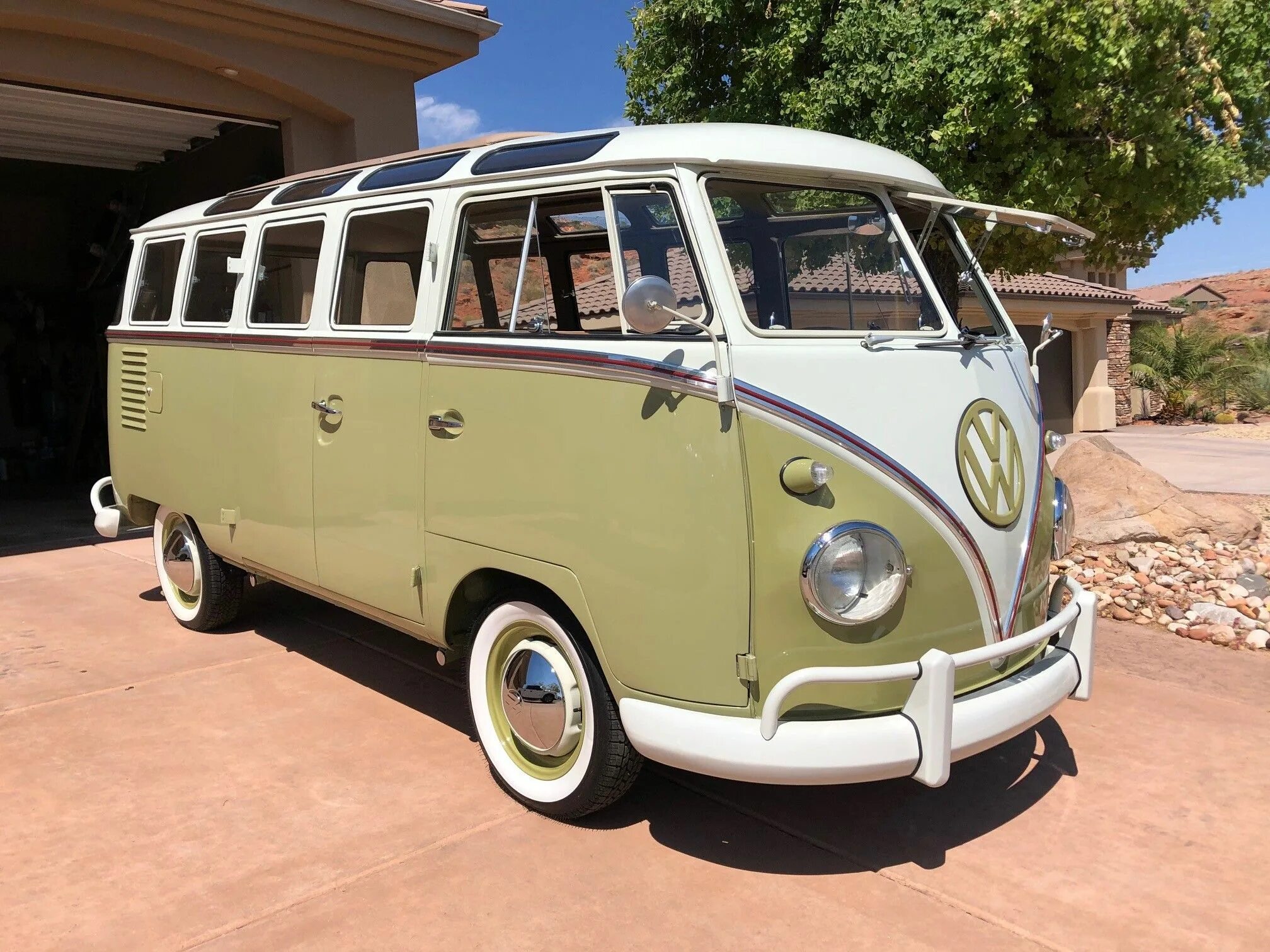 Volkswagen classic. Фольксваген 1960. Фольксваген фургон 1960. Volkswagen Classic Bus. Volkswagen микроавтобус 1960.