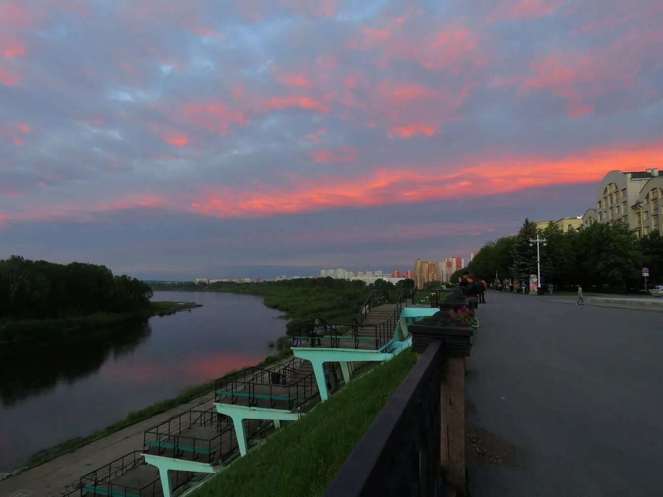 Железнодорожный мост кемерово. Аэросъемка кемерово лето. Река томь кемерово. Кемерово панорама кемерово. Кемерово вид с дрона.