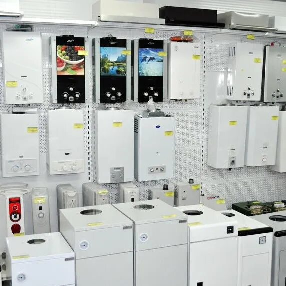 Газовый магазин уфа. Магазин газовых колонок городе альметьевске. Оборудование для колонок газовых. Магазин газовых котлов отопления. Магазины газовые колонки оборудование.