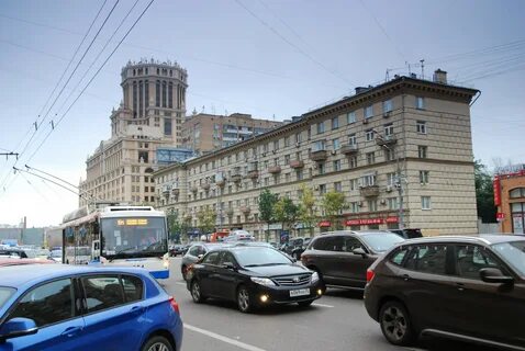 Валовая 28