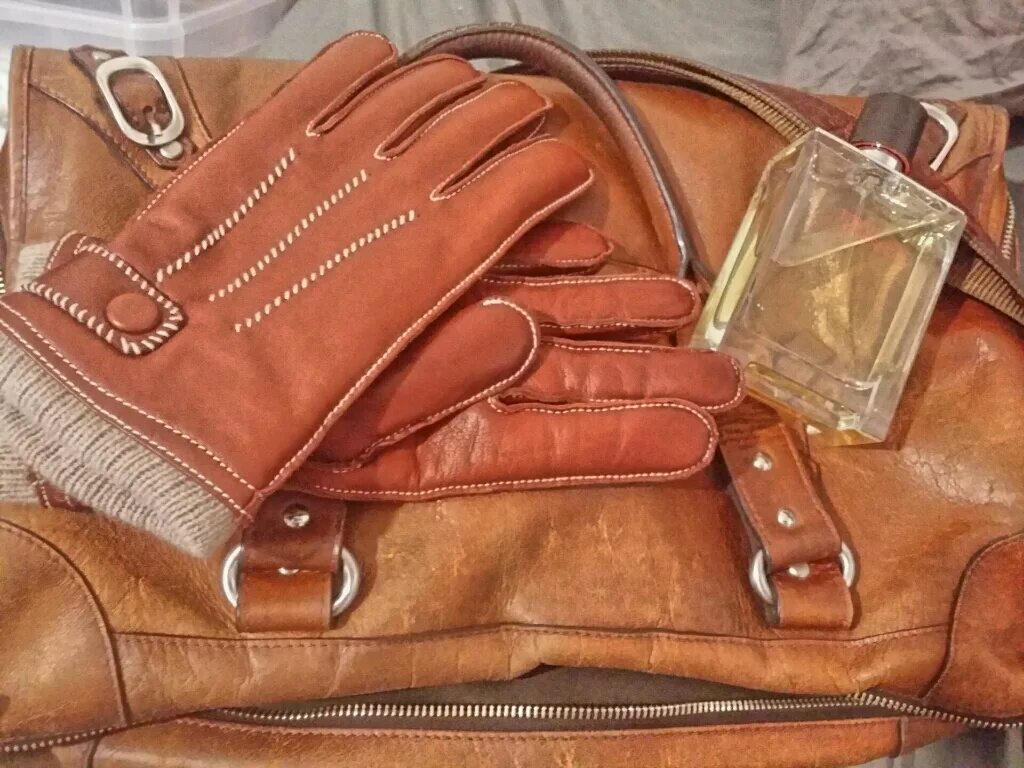 Искусственная кожа с подкладкой. Полопался дермантин на куртке. Вещи из кожи. Что может быть кожаным. Покраска кожаных изделий.