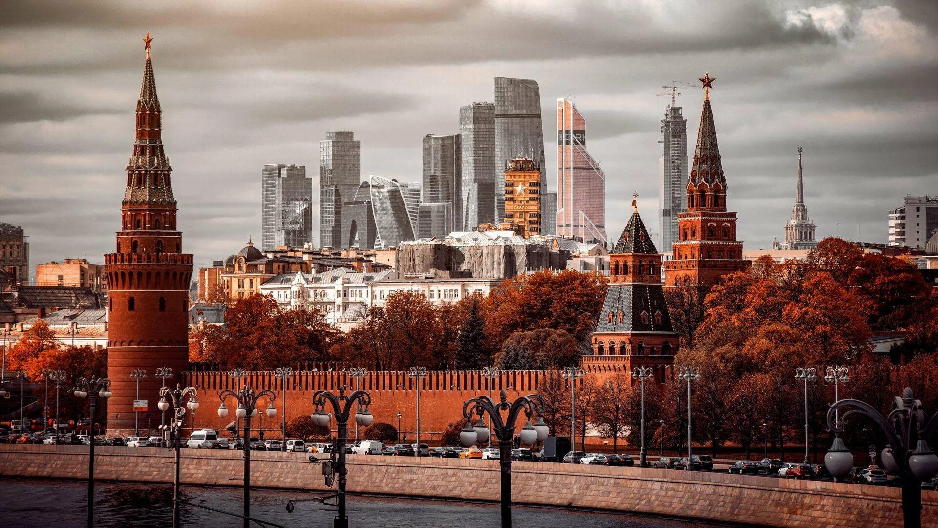 Скачать обои закат, отражение, река, здания, Москва, Россия, небоскрёбы, Москва-