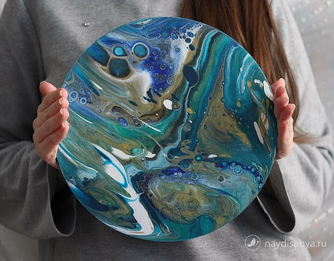 Техника флюид арт акрил. Акриловый флюид арт. Акриловый флюид арт. Жидкий акрил живопись. Флюид арт жидкий акрил.