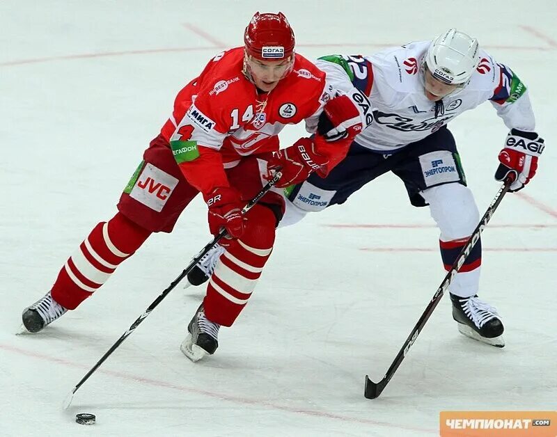 александр юньков. великов максим хоккей 2005. хк спартак. спартака 3 калуга. кхл 2011.