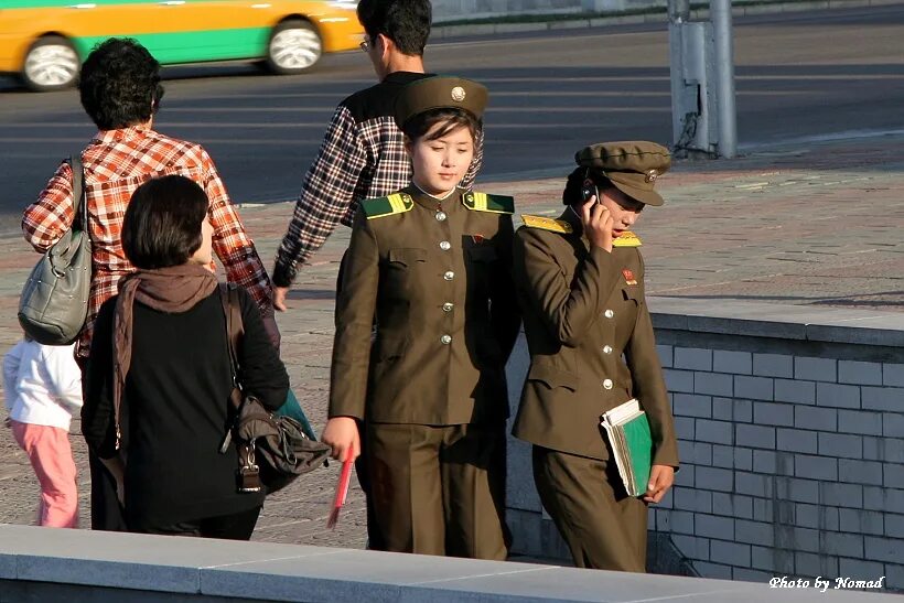 авиакомпания северной кореи. северная корея известности. гид северная корея. северная корея и южная корея таможенное. пхеньян люди.