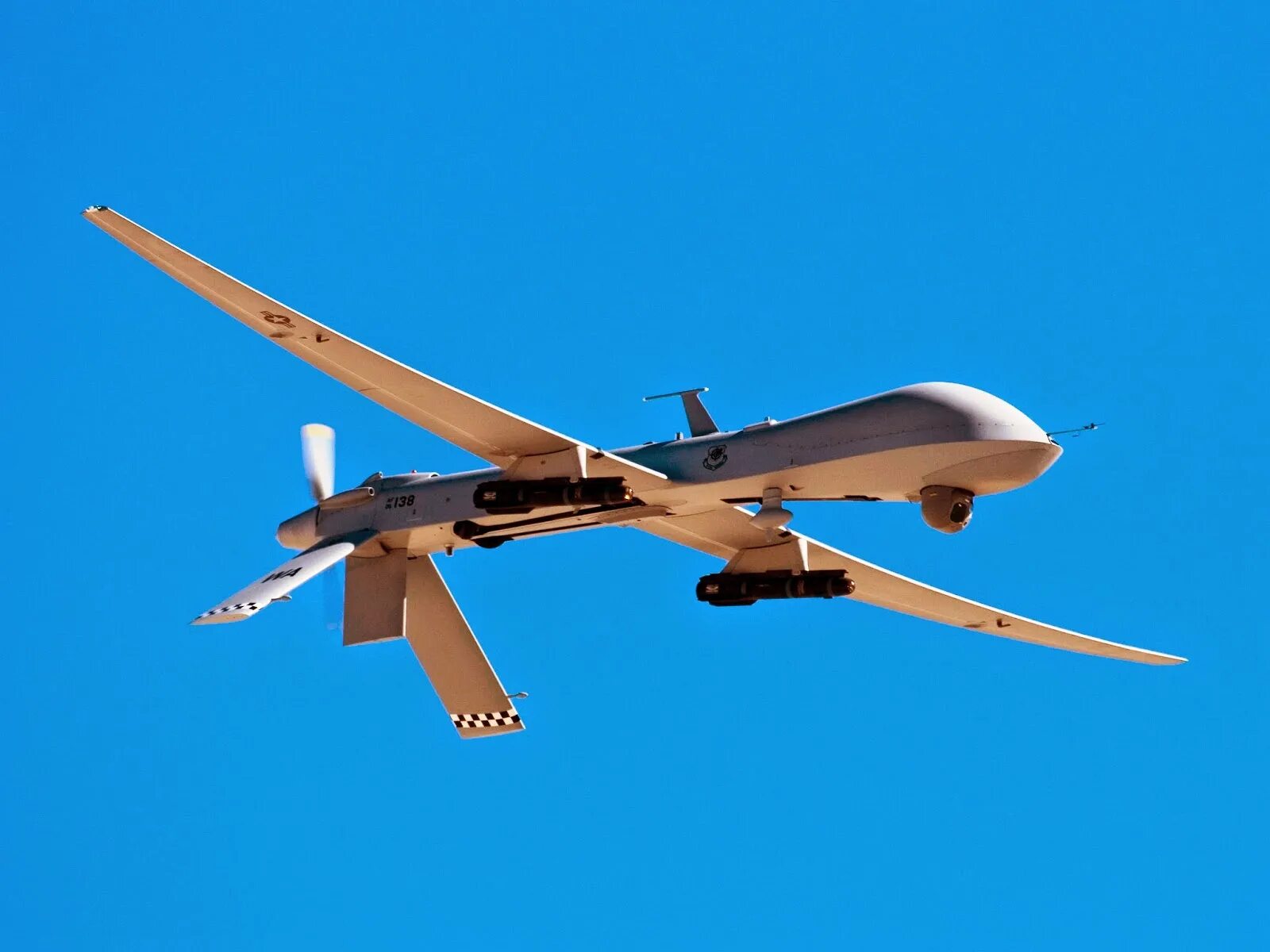 Беспилотник Predator mq1. Mq-1c Gray Eagle. UAV mq 1. Mq-1 Predator UAV (Modelik 14/2009).