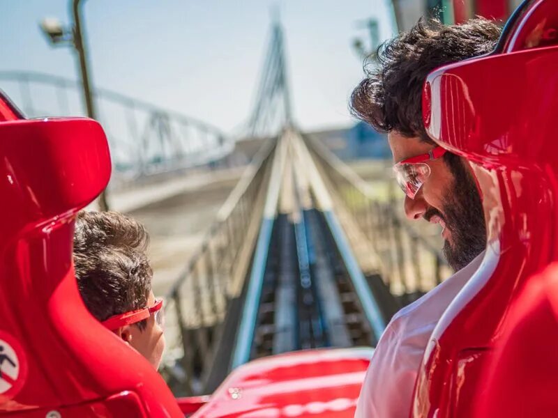 Ferrari world абу-даби. Феррари парк дубай. Ferrari world в абу - даби (феррари парк). Ferrari парк в абу даби. Ferrari world абу-даби.