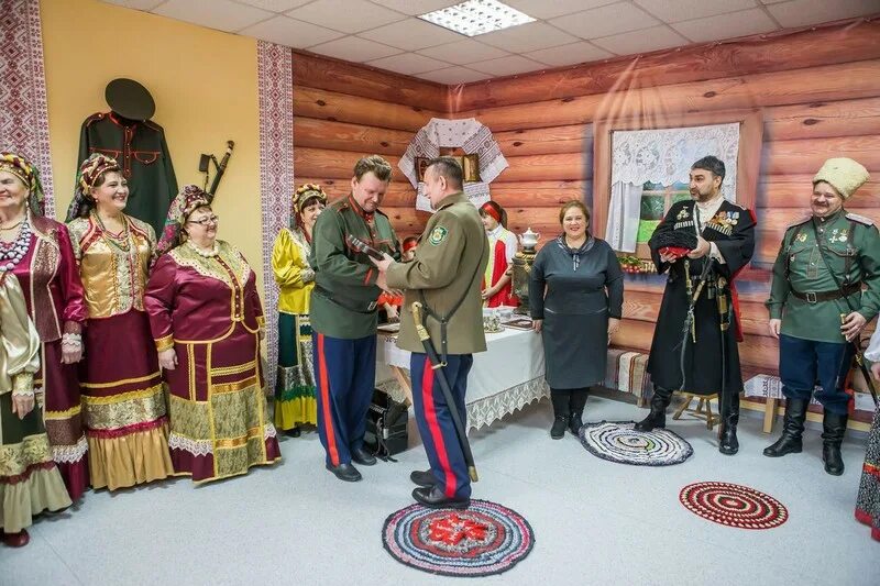 открытие казачьего двора в новоаннинском. центр казачьей культуры вольная станица. центры казачества. казачьи центры кемеровской области. хутор раздоры михайловского района волгоградской области.