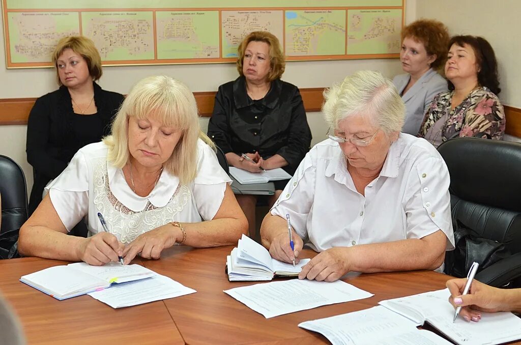 Гаврилов сосногорск. Управляющие компании сосногорск. Администрация сосногорского района бнк коми. Сосногорск вк. Администрация сосногорск.