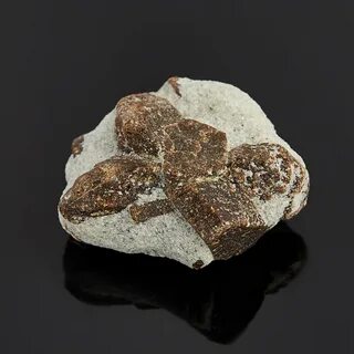 Ставролит камень