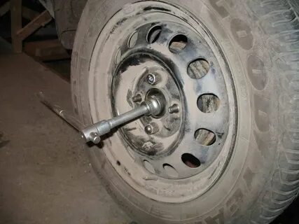 Как открутить ступичную гайку ваз