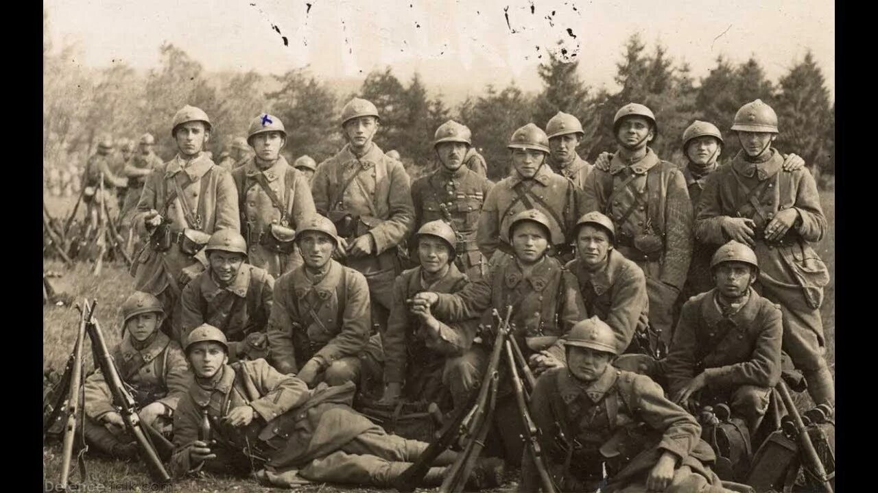 Французский мировой. Солдат французской армии 1914. Французский солдат вмв. Франция 1 мировая война. Французская пехота первой мировой.