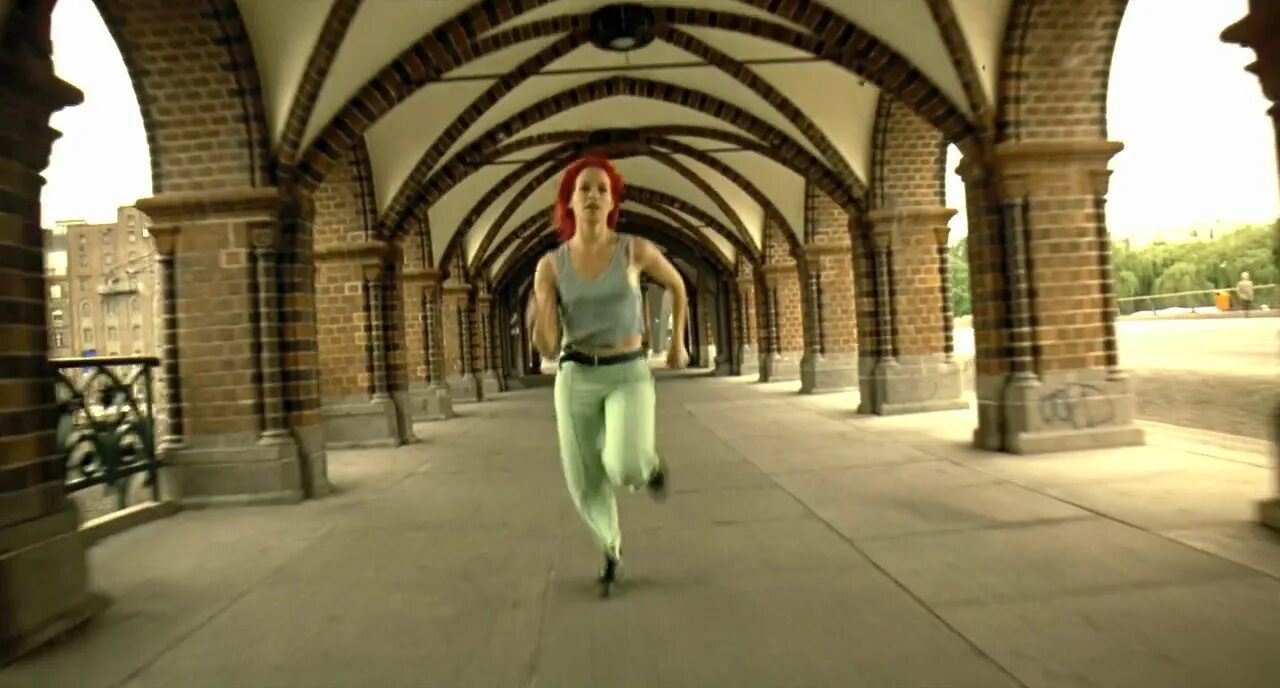 Читать бег в никуда. Lola rennt. Franka potente Run Lola Run.