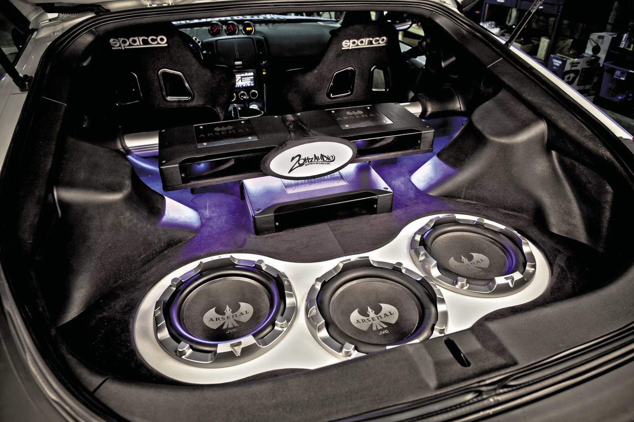 Car audio system. Магнитофон car audio system. аудиосистема автозвук. стереосистема автомобильная. автомобиль с аудиосистемой.