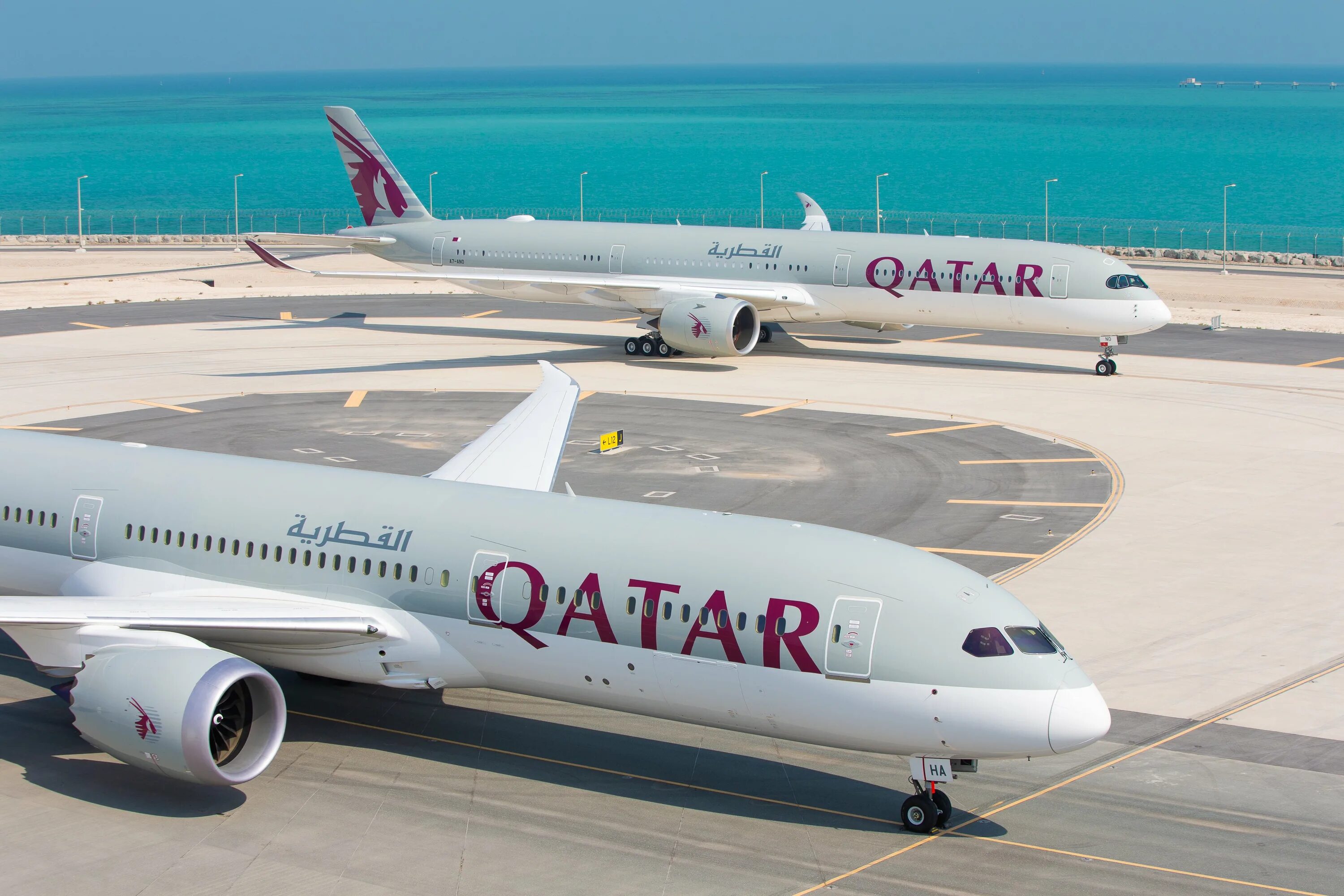 Катар дав. Боинг 787 Qatar Airways. Qatar Airways a350 Шереметьево. Boeing 787-8 Qatar Airways. Боинг 787 Катарские авиалинии.