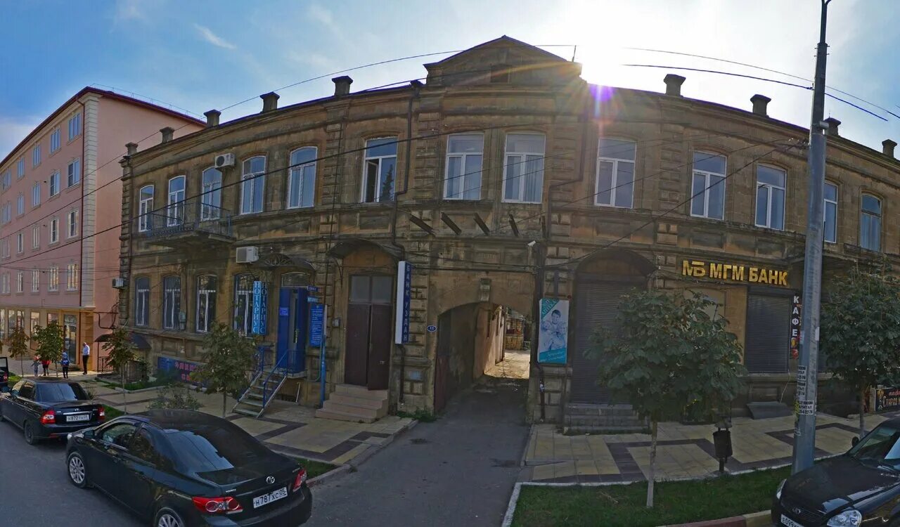 Буйнакского 39 дербент. Кафе зури в дербенте. Ул буйнакского дербент. Поликлиника город дербент улица буйнакского. Улица буйнакского 68 в дербенте.