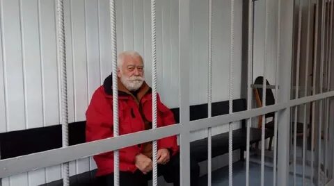 Ученого посадили