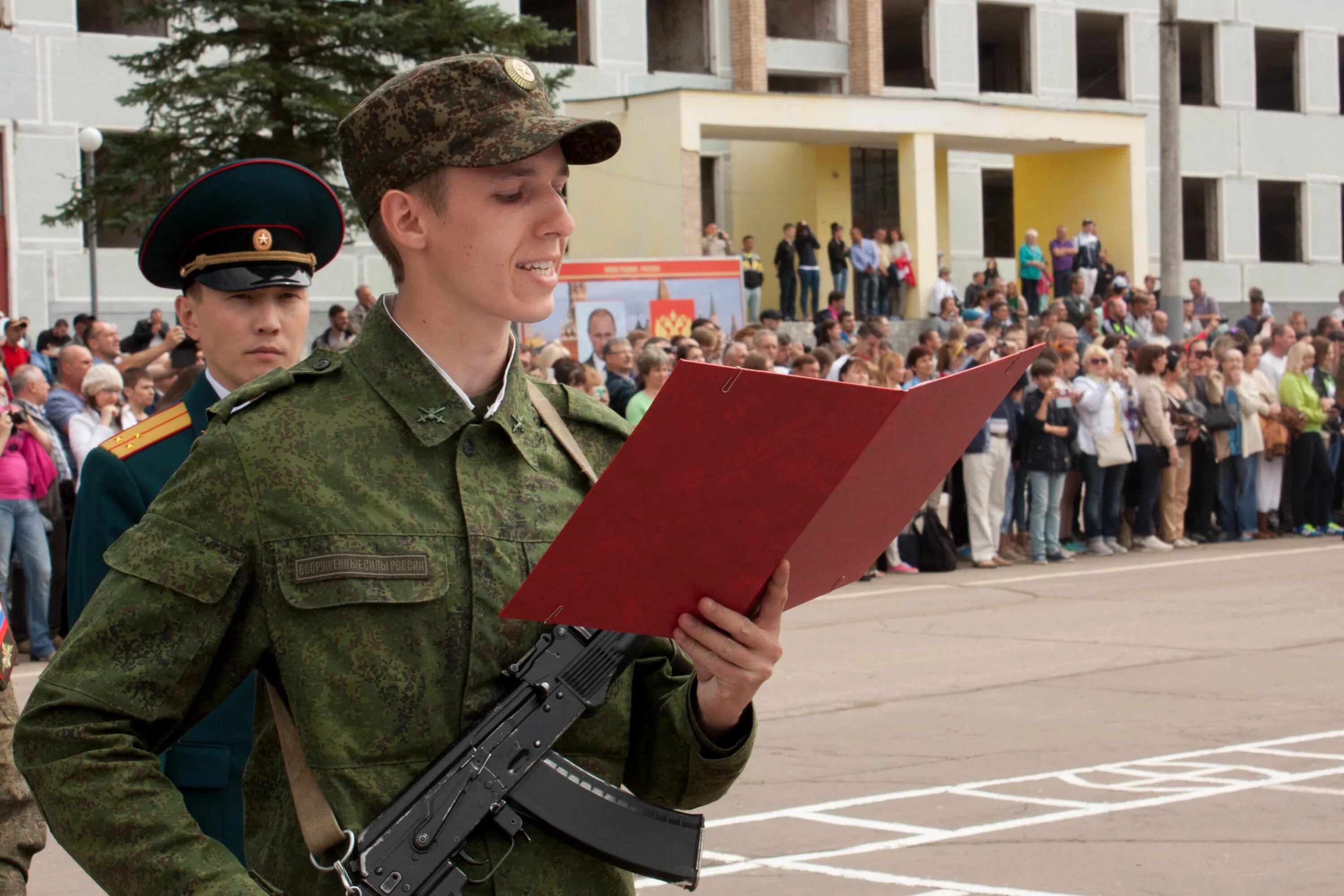 Служили после военной кафедры. Военная Кафедра. Военная Кафедра в вузах. Присяга солдата. Выпускники военных кафедр.